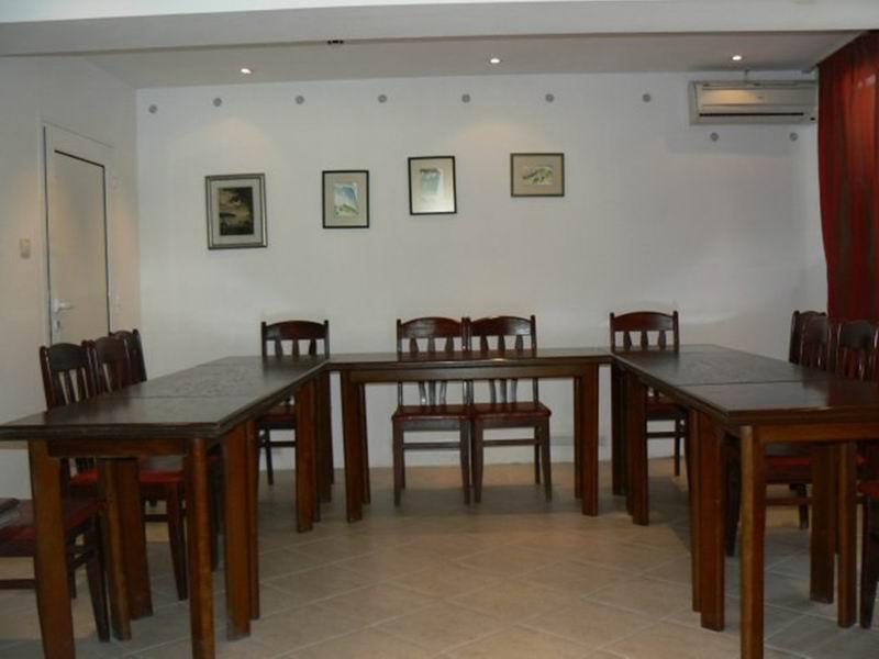 Family Art Hotel Gallery Pleven ภายนอก รูปภาพ